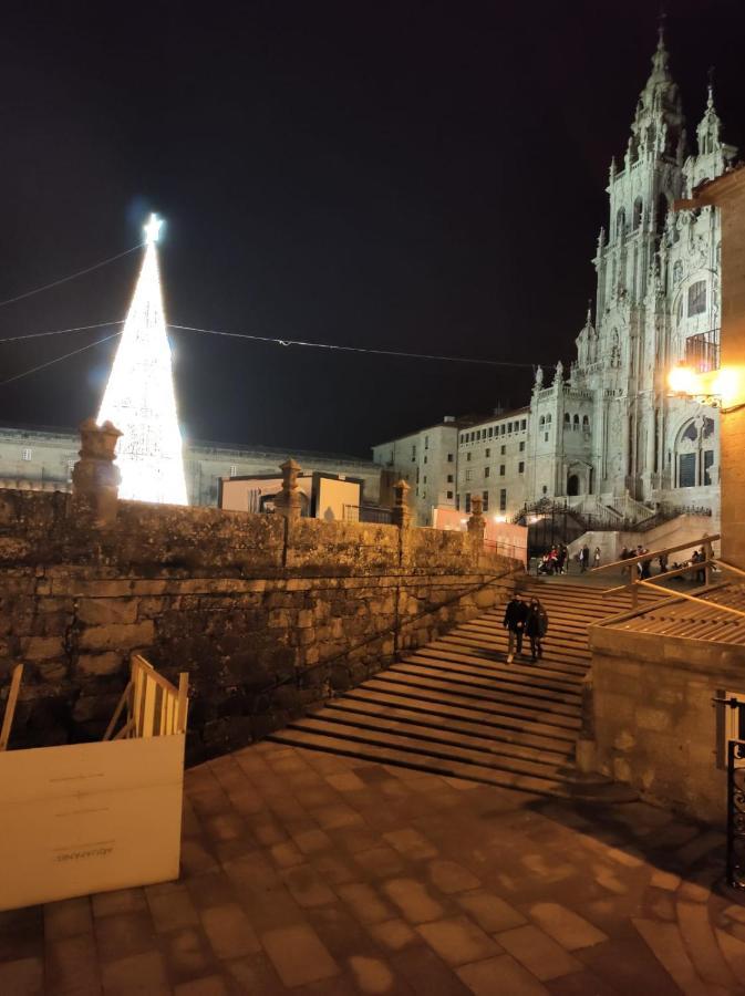 Apartamento Con Vistas A La Catedral 圣地亚哥－德孔波斯特拉 外观 照片