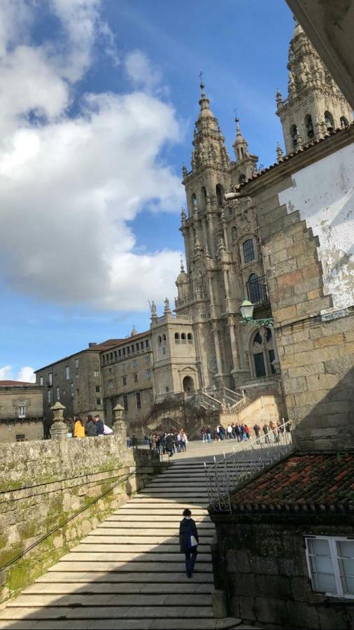 Apartamento Con Vistas A La Catedral 圣地亚哥－德孔波斯特拉 外观 照片
